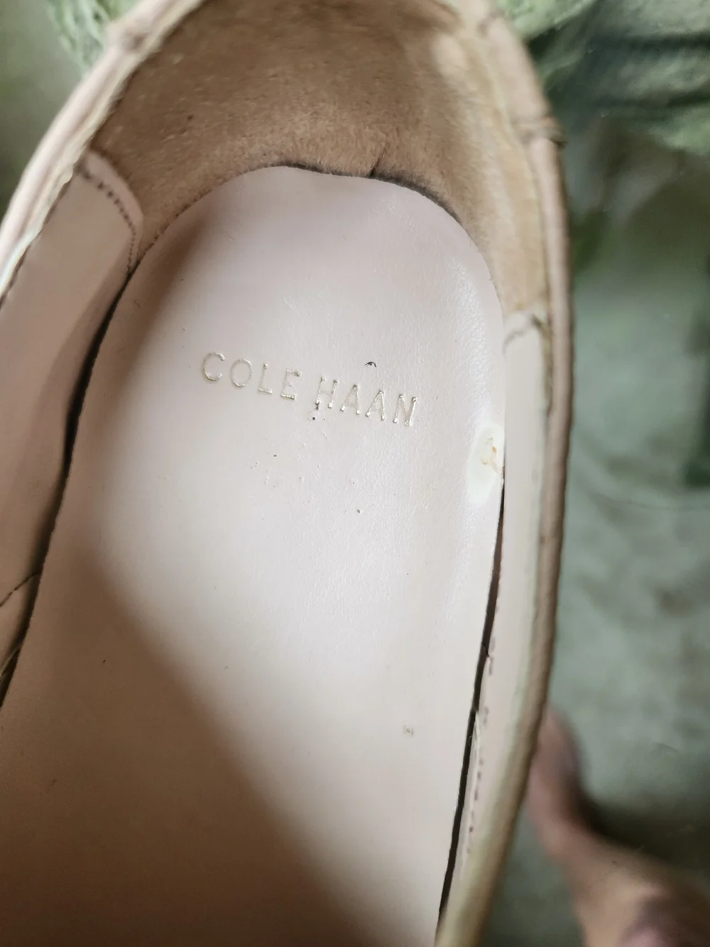 Cole Haan Womens 6 Gramercy Leather Wingtip Oxford Shoes Sandstone Hot Pink Sole - Picture 10 of 11